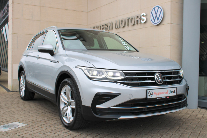 Volkswagen Tiguan New Model Automatic Dsl Elegance,Panoramic Roof,Heated Seats,Rear Camera,Fully Loaded, 2.0 Tdi 150 Bhp F/S/H, Immaculate