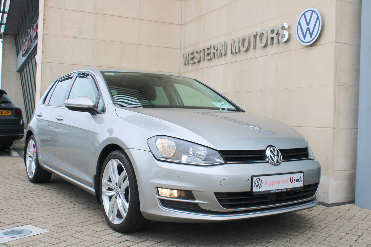 Volkswagen Golf Huge Spec,Low Km