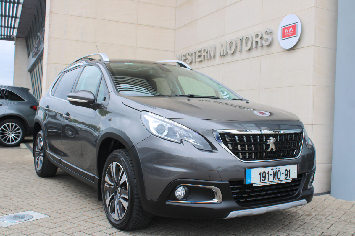 Peugeot 2008 Very Low Kms,Allure Spec Inc Panoramic Sunroof,Rear Camera,Climate Control,Cruise Control,Privacy Glass,1 Owner,1.6 Hdi 100 Bhp,Call Gabriel on 0878205797