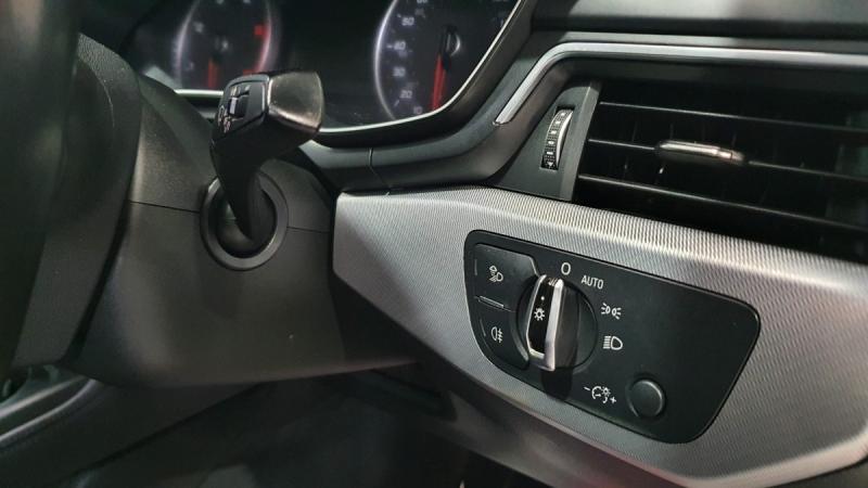 Audi A4 Ultra SE TDi 150 S tronic Auto Start/Stop