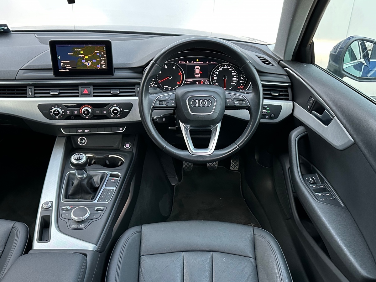 Audi A4 2.0TDI 150HP SE Ultra