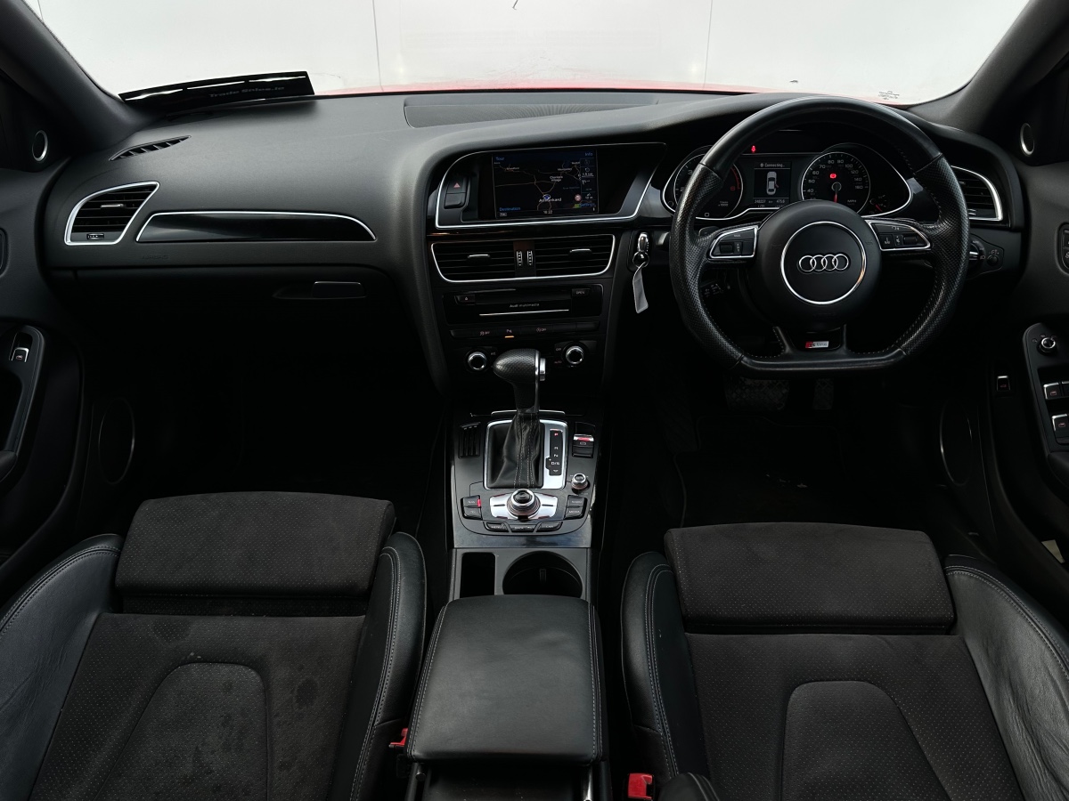 Audi A4 S-Line Black Edition 2.0 TDI 177BHP